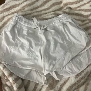 White tie hotty hot shorts